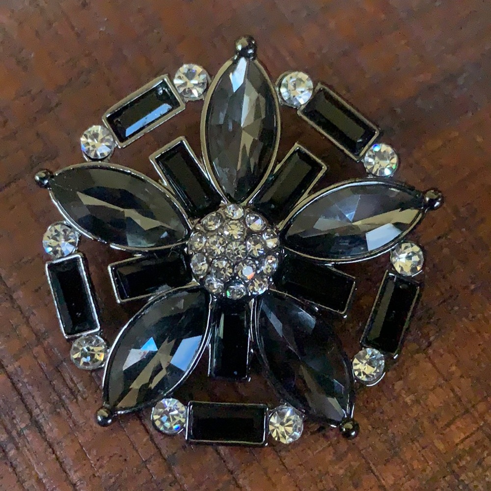 Black Rhinestone Sparkle Brooch / Pin